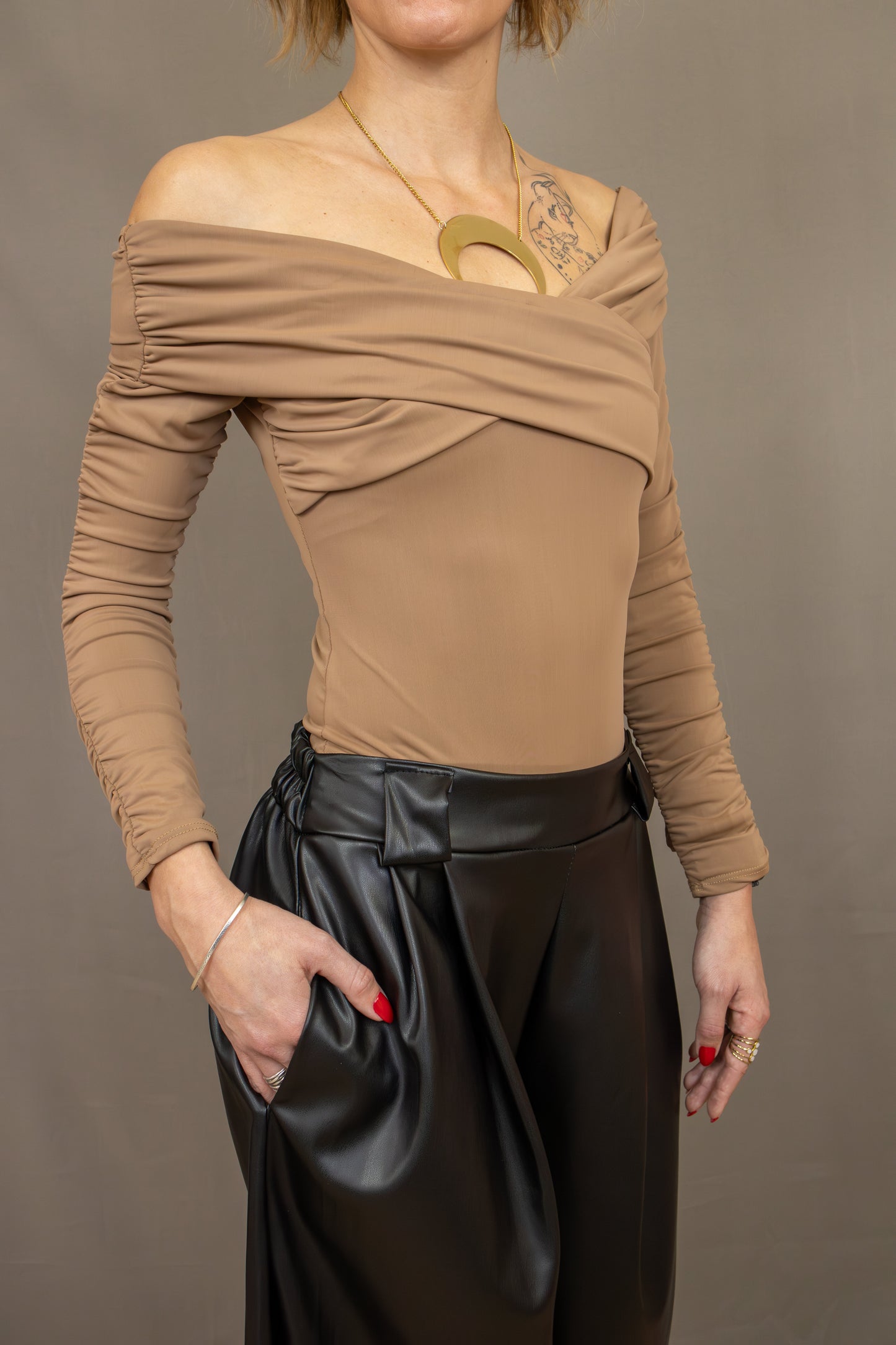 Body Camel col Bardot