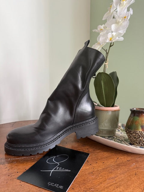 Bottines plates noires