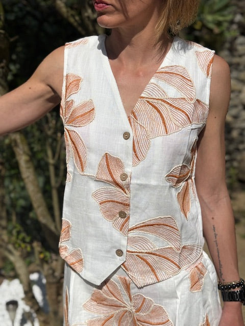 Gilet brodé sans manche